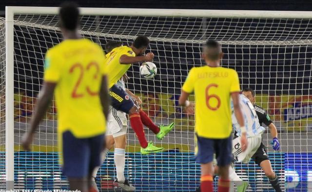 英雄联盟-阿根廷队浪费梦幻开局，斯卡洛尼暴露两大弱点